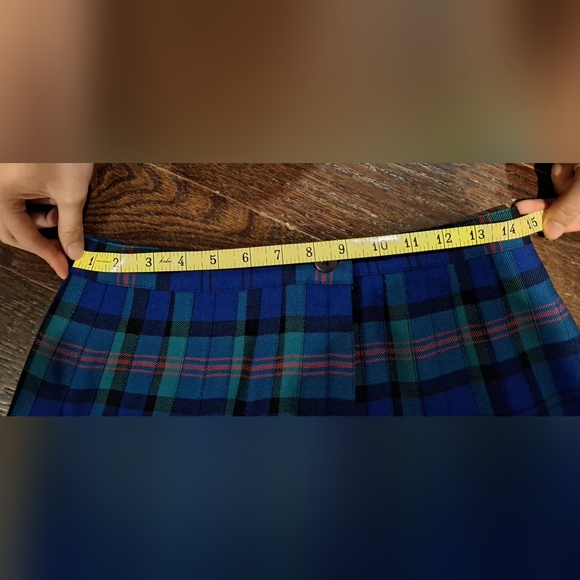 Pure wool tartan skirt - Picture 5 of 5